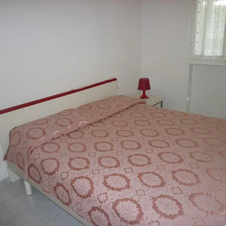 Apartament In 25701 *