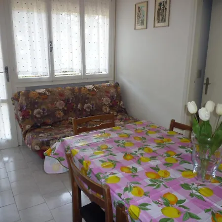 In 25701 Apartament *